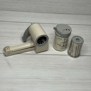 The Pampered Chef Deluxe Cheese Grater with Container and 2 Barrels